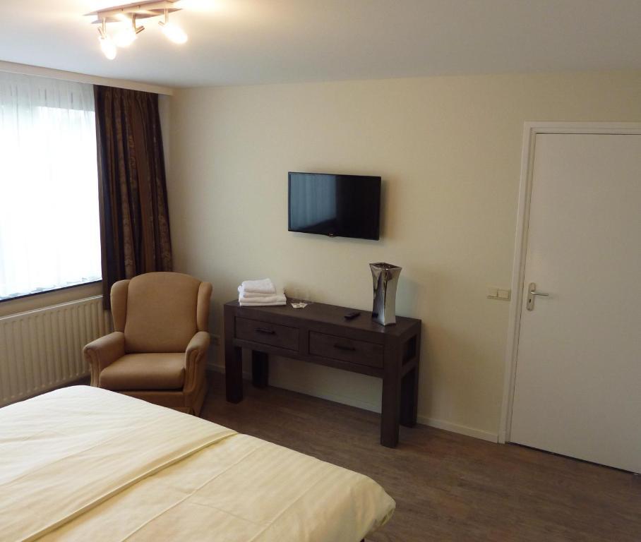 Hotel De Beukelaer Roggel Room photo